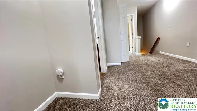 a view of utility room