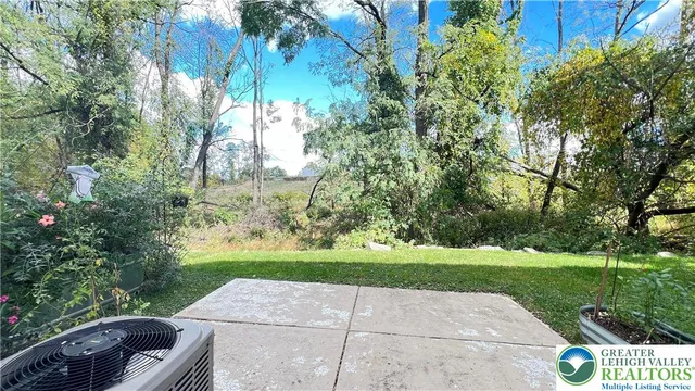 $2,100 | 705 Blue Heron Drive, Allentown, PA 18103