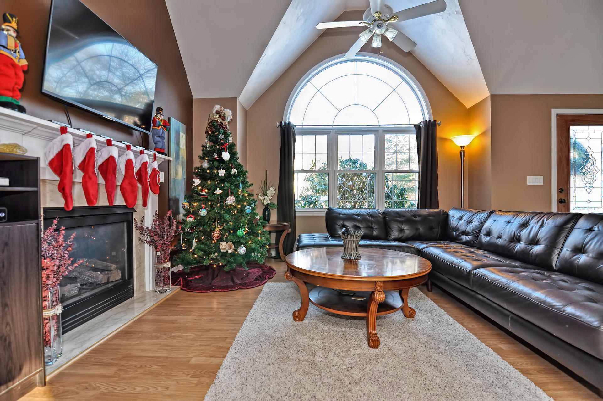 56 Fox Hill Road Mashpee, MA 02649 - Photo 6 of 29 DSC_2024