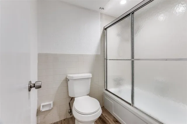 $189,000 | 5881 Preston View Boulevard, Unit 215, Dallas, TX 75240