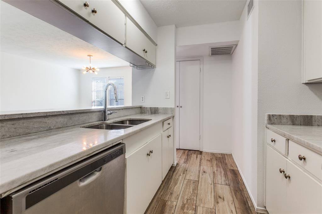 5881 Preston View Boulevard, Unit 215 Dallas, TX 75240 - Photo 8 of 22