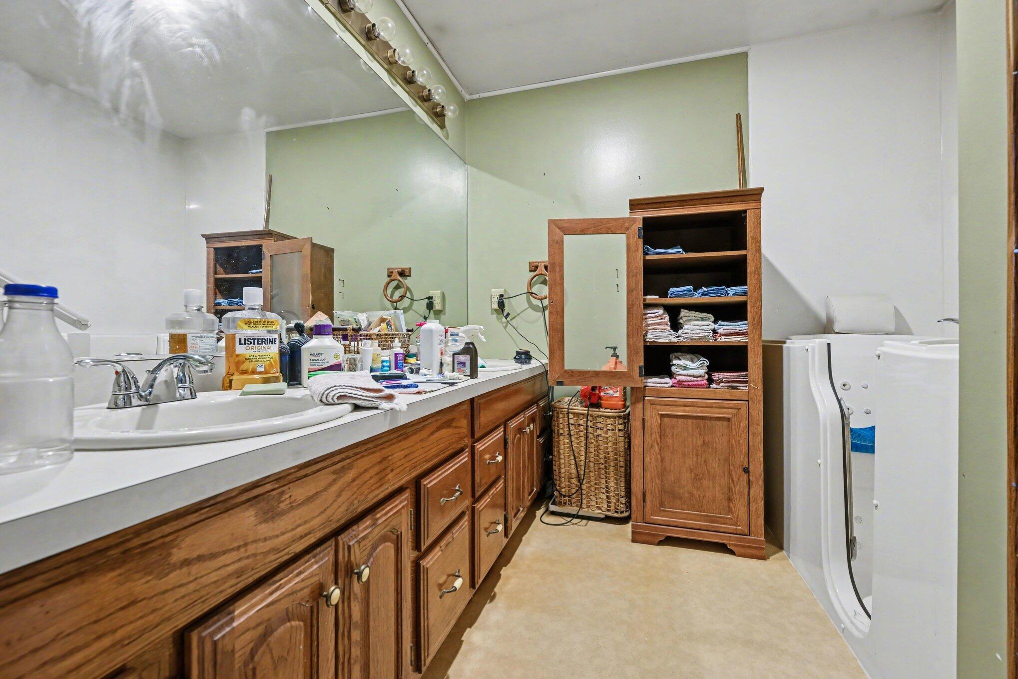 3680 Allegan Dam Road Allegan, MI 49010 - Photo 14 of 33 014_file_2608