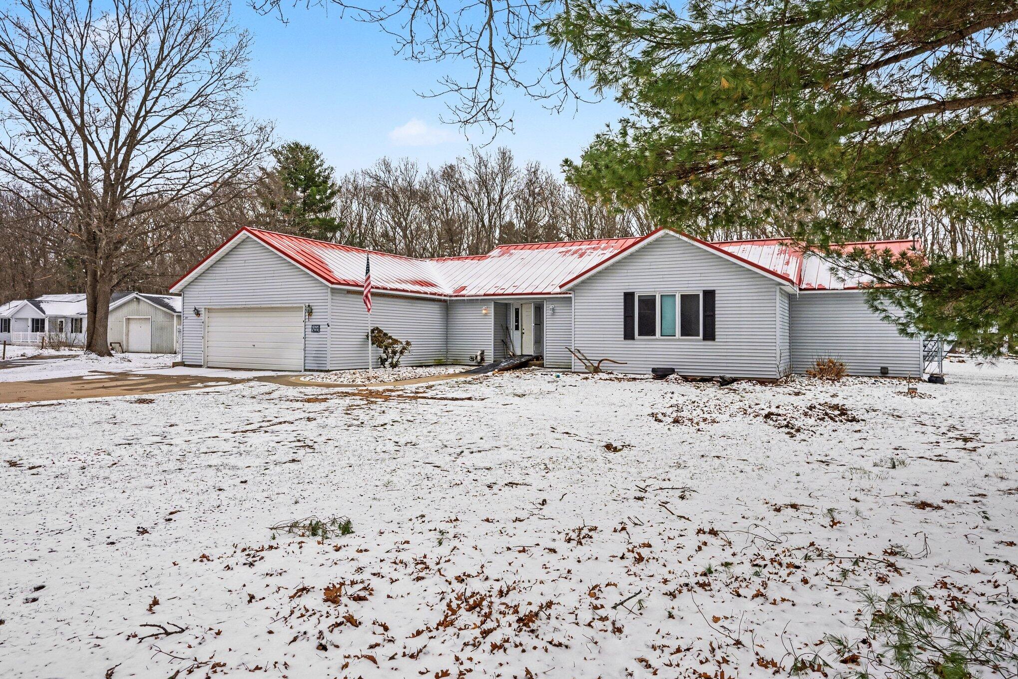 3680 Allegan Dam Road Allegan, MI 49010 - Photo 3 of 33 003_file_5602