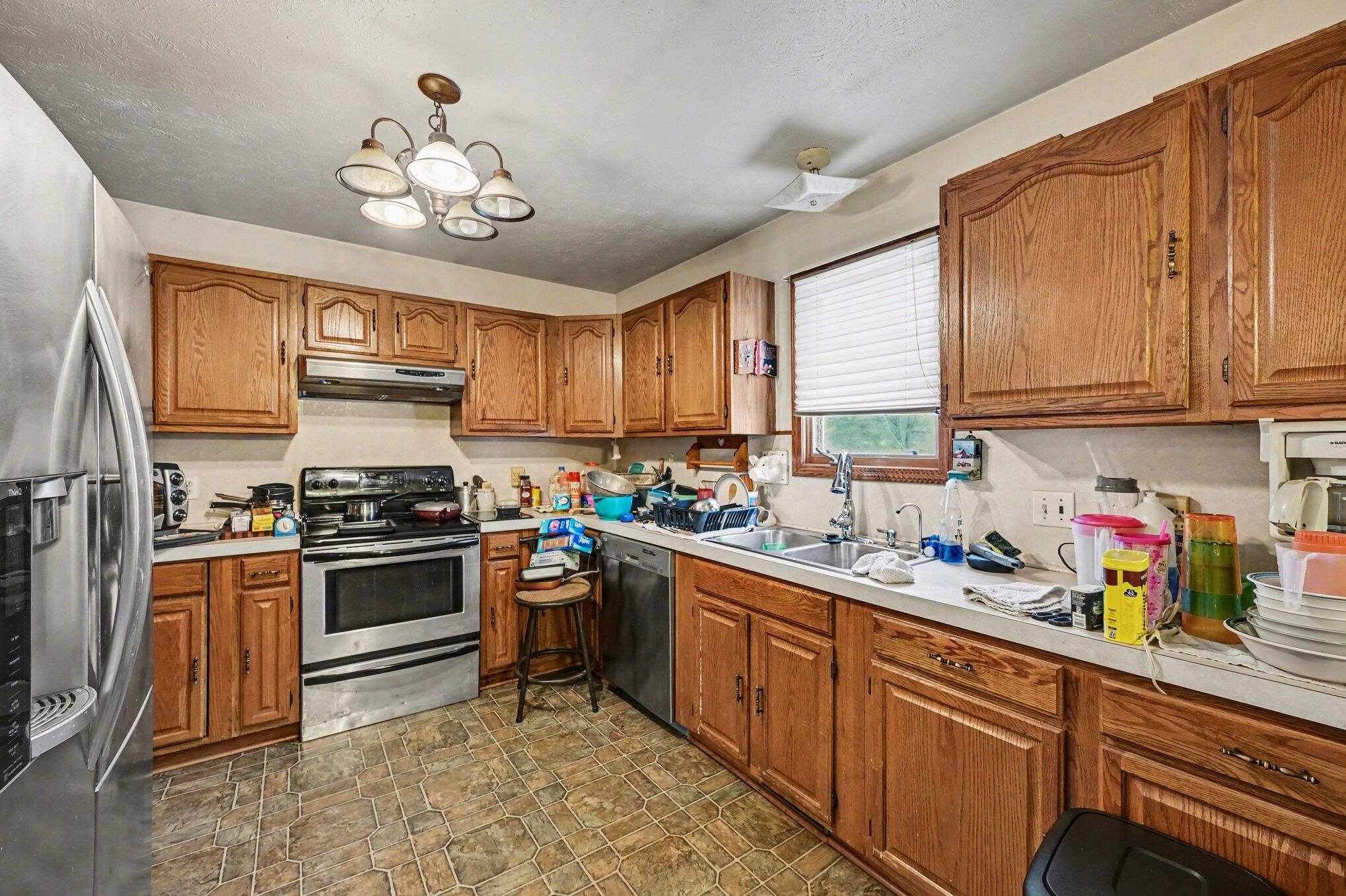 3680 Allegan Dam Road Allegan, MI 49010 - Photo 8 of 33 008_file_5568