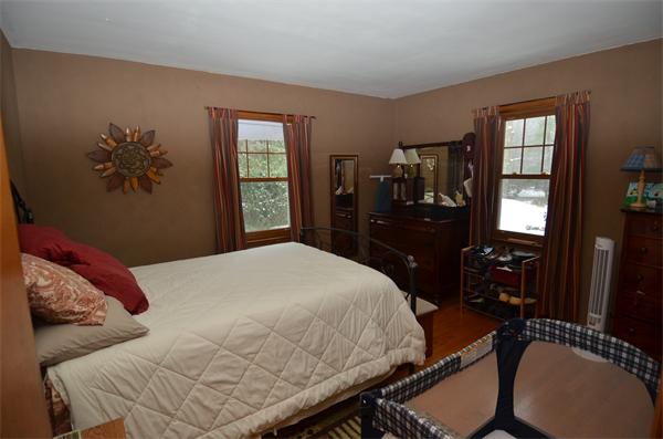 428 Harvard Road Bolton, MA 01740 - Photo 7 of 11