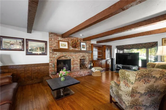 $699,900 | 421 Oaklawn Drive, Pittsburgh, PA 15241