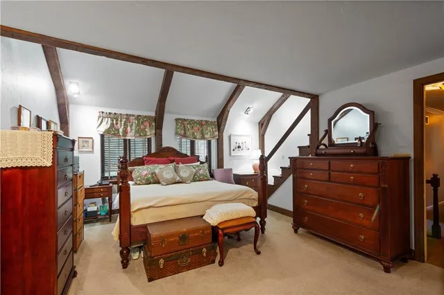 $699,900 | 421 Oaklawn Drive, Pittsburgh, PA 15241