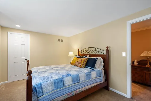 $699,900 | 421 Oaklawn Drive, Pittsburgh, PA 15241