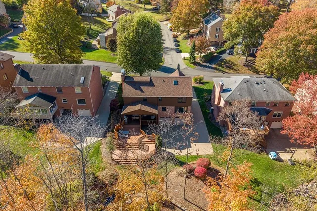 $699,900 | 421 Oaklawn Drive, Pittsburgh, PA 15241