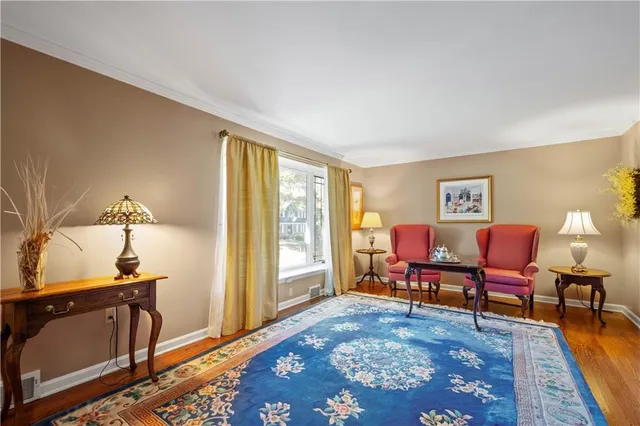 $699,900 | 421 Oaklawn Drive, Pittsburgh, PA 15241