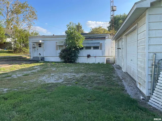 $60,000 | 312 East Randolph Street, McLeansboro, IL 62859