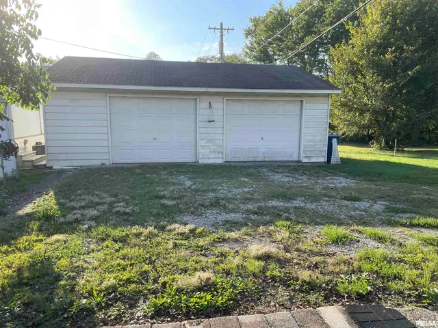 $60,000 | 312 East Randolph Street, McLeansboro, IL 62859