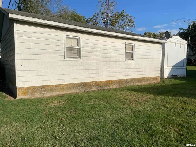 $60,000 | 312 East Randolph Street, McLeansboro, IL 62859