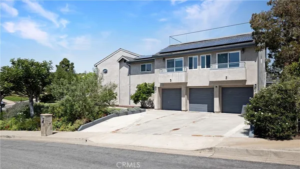 $3,075,000 | 102 Via Zapata, San Clemente, CA 92672