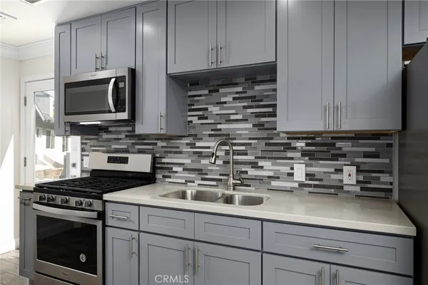 $3,075,000 | 102 Via Zapata, San Clemente, CA 92672