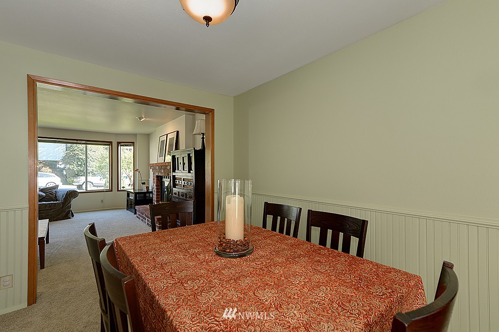 14717 104th Avenue Northeast Bothell, WA 98011 - Photo 8 of 22 Gallery Image 8