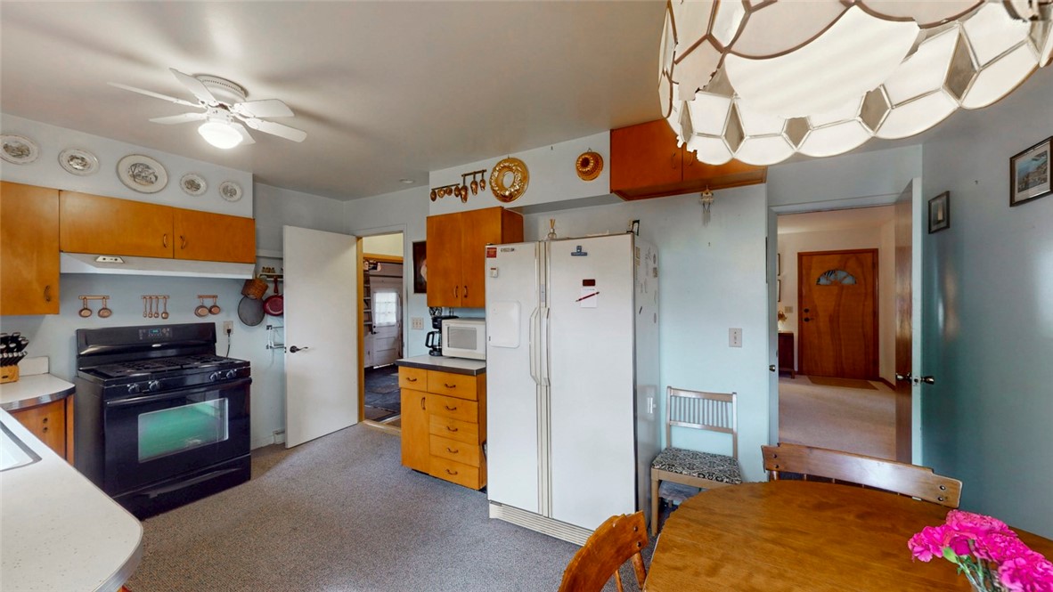 5 Locust Street Bath, NY 14810 - Photo 8 of 36