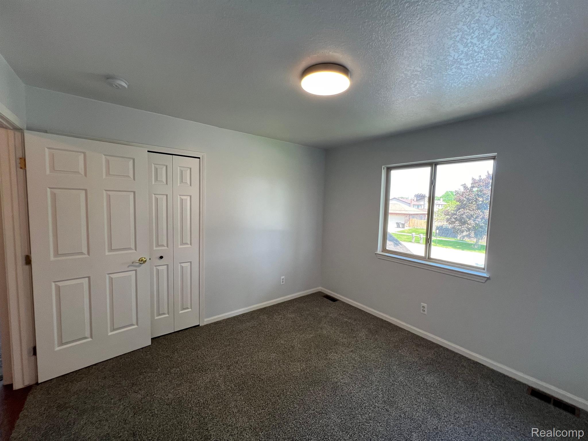 16697 Carter Road Trenton, MI 48183 - Photo 61 of 65 Gallery Image 61