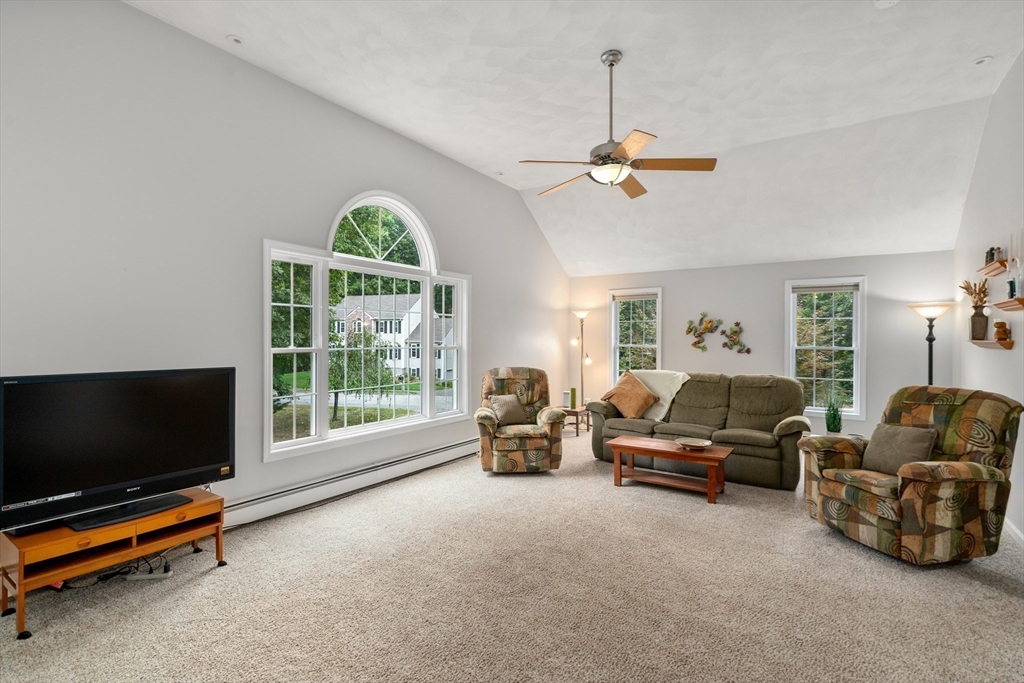 3 Exeter Road Hudson, MA 01749 - Photo 18 of 39