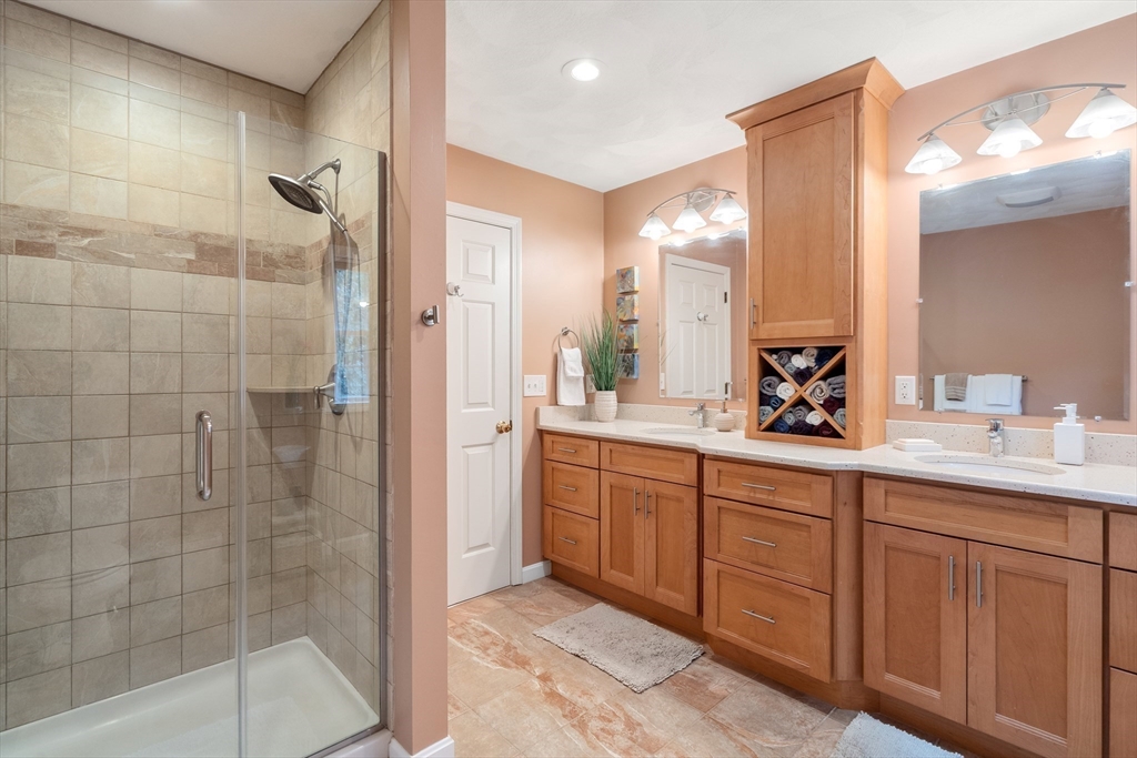 3 Exeter Road Hudson, MA 01749 - Photo 26 of 39