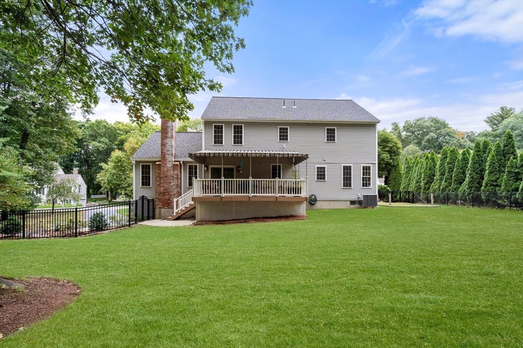 3 Exeter Road Hudson, MA 01749 - Photo 37 of 39