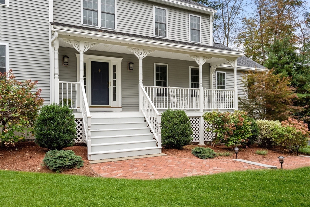 3 Exeter Road Hudson, MA 01749 - Photo 4 of 39