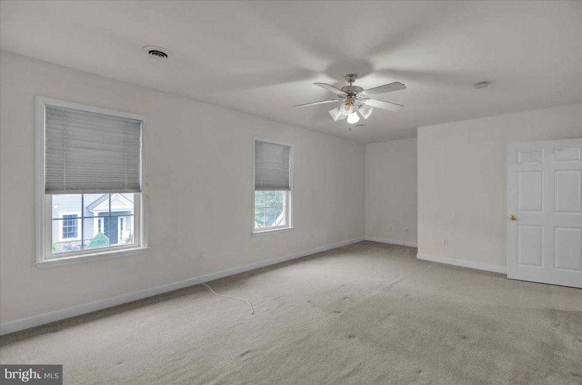 214 Springmont Drive Reading, PA 19610 - Photo 14 of 28 Gallery Image 14
