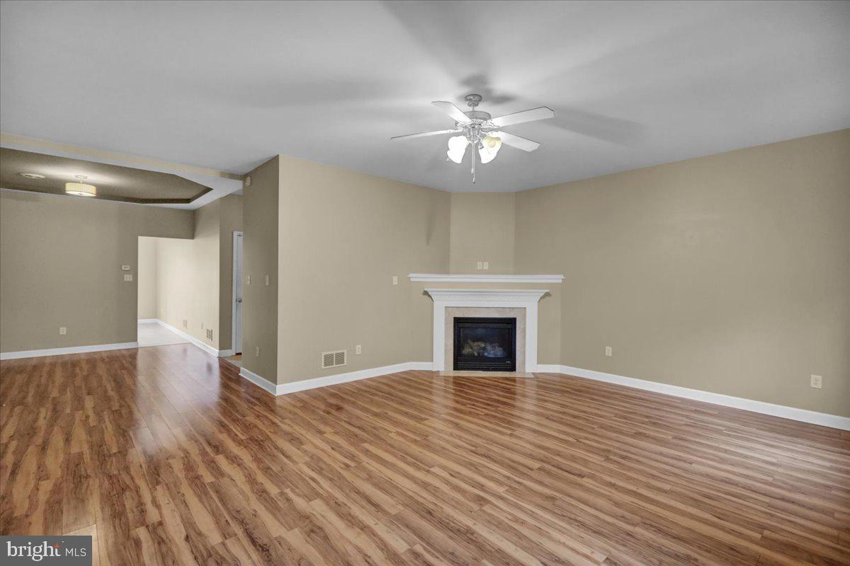 214 Springmont Drive Reading, PA 19610 - Photo 4 of 28 Gallery Image 4