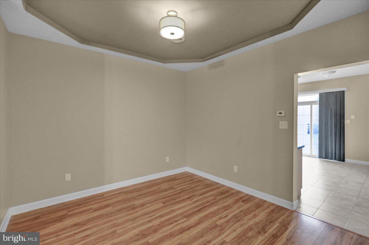 214 Springmont Drive Reading, PA 19610 - Photo 8 of 28 Gallery Image 8