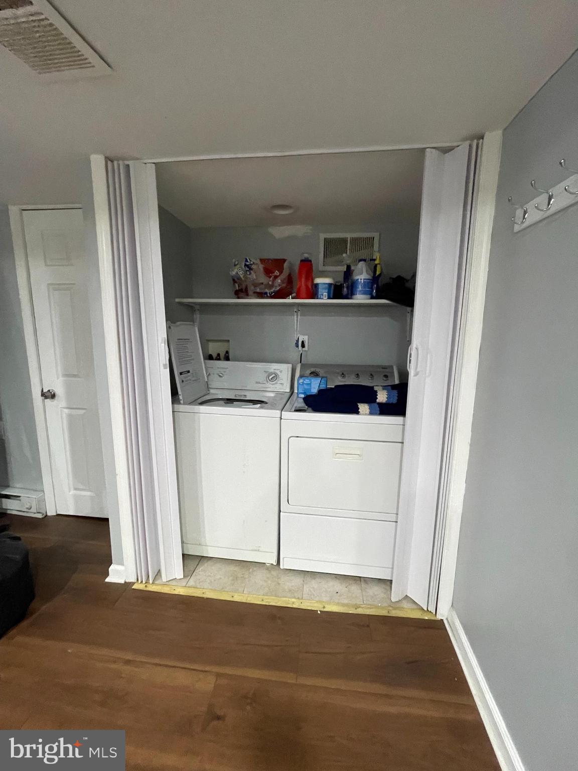 5452 Euclid Street Philadelphia, PA 19131 - Photo 18 of 22 a utility room with dryer and washer
