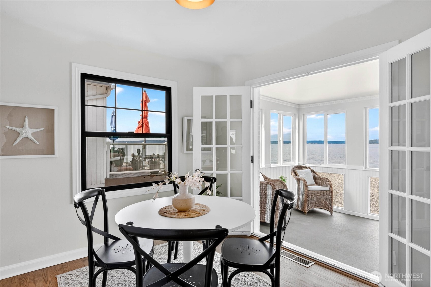 5311 Beach Drive Southwest Seattle, WA 98136 - Photo 8 of 40