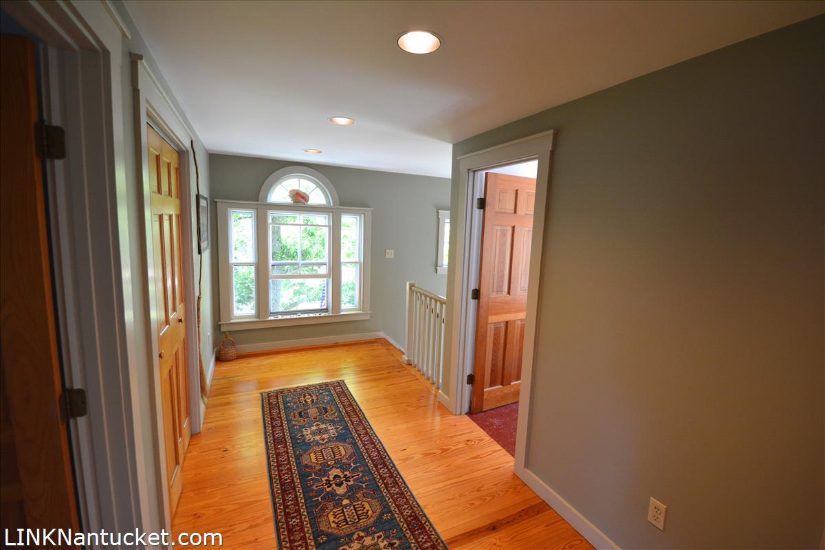 25 Meadow View Drive Nantucket, MA 02554 - Photo 13 of 28 Gallery Image 13
