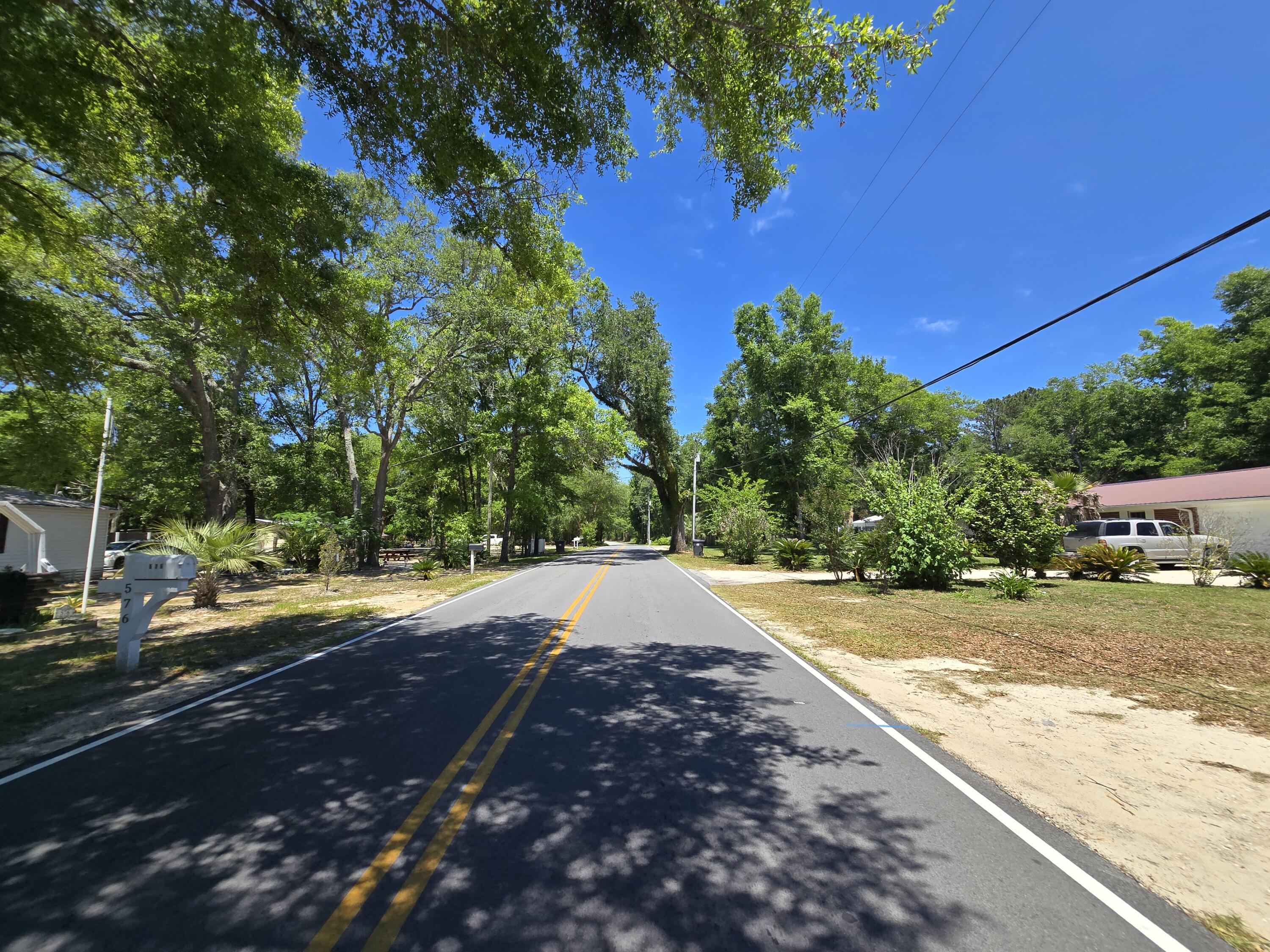 613 Old Jolly Bay Road Freeport, FL 32439 - Photo 8 of 15 1000107756
