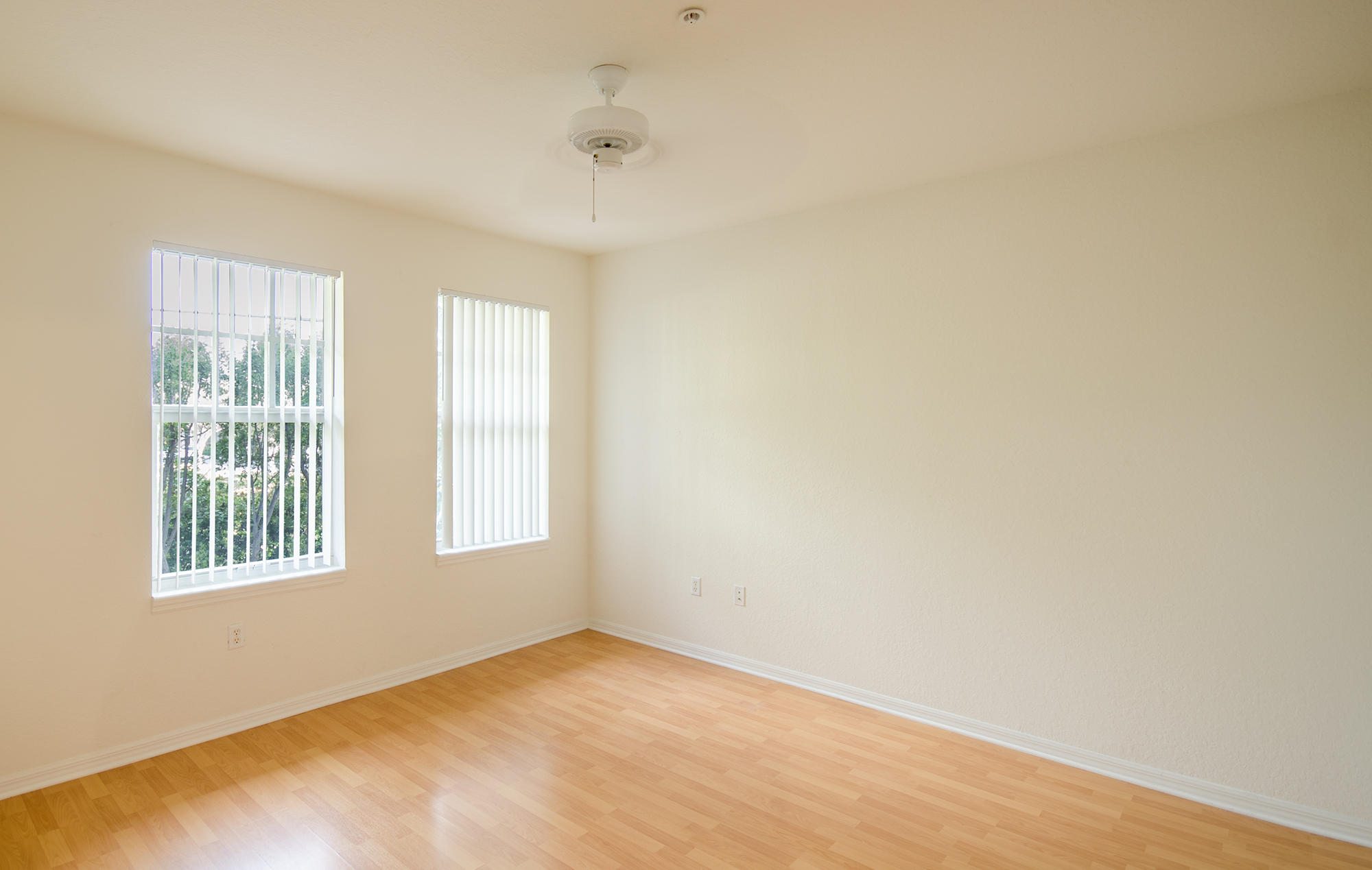 6324 West Sample Road, Unit 6324 Coral Springs, FL 33067 - Photo 12 of 27 master bedroom