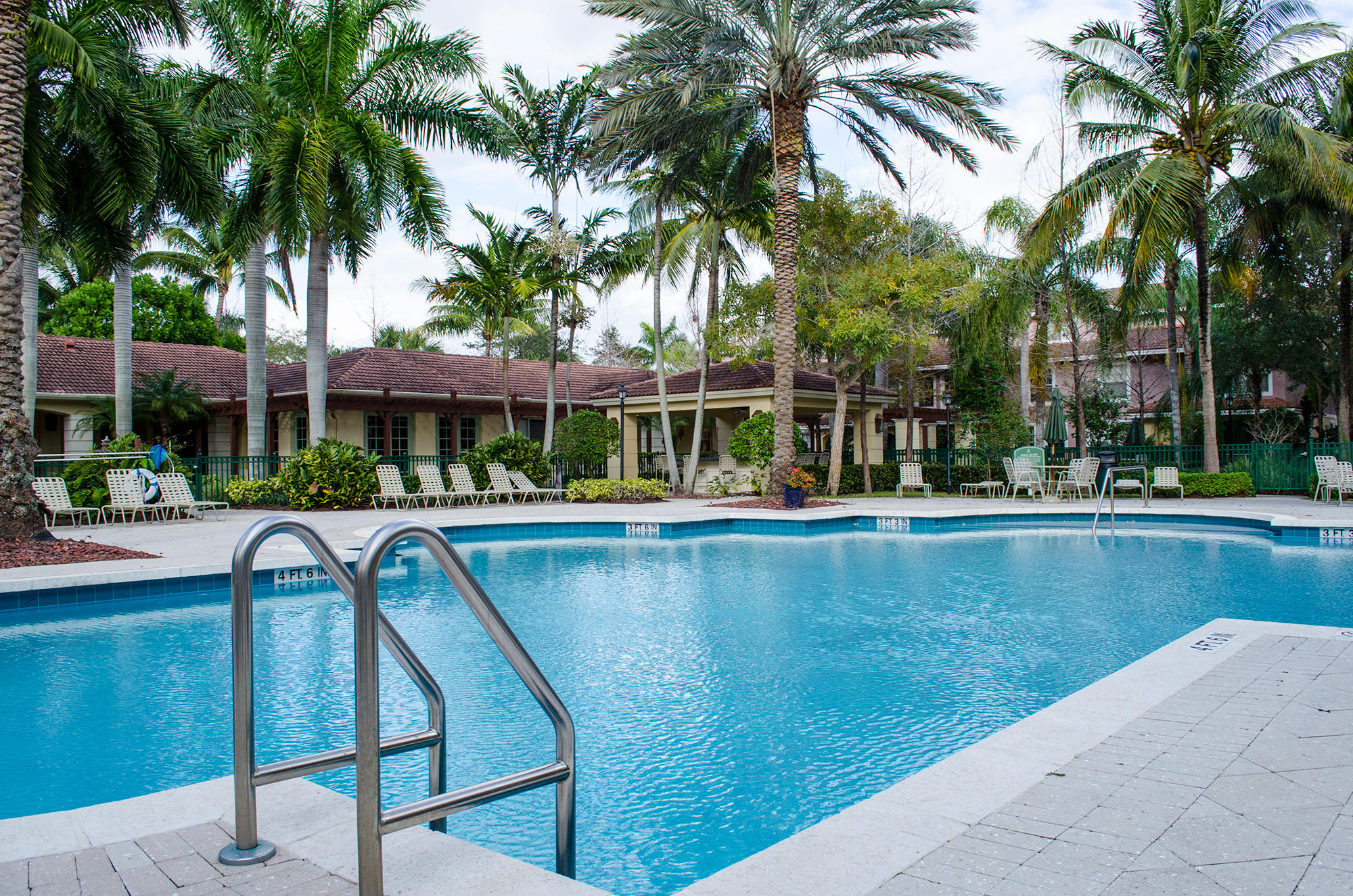 6324 West Sample Road, Unit 6324 Coral Springs, FL 33067 - Photo 24 of 27 community pool area