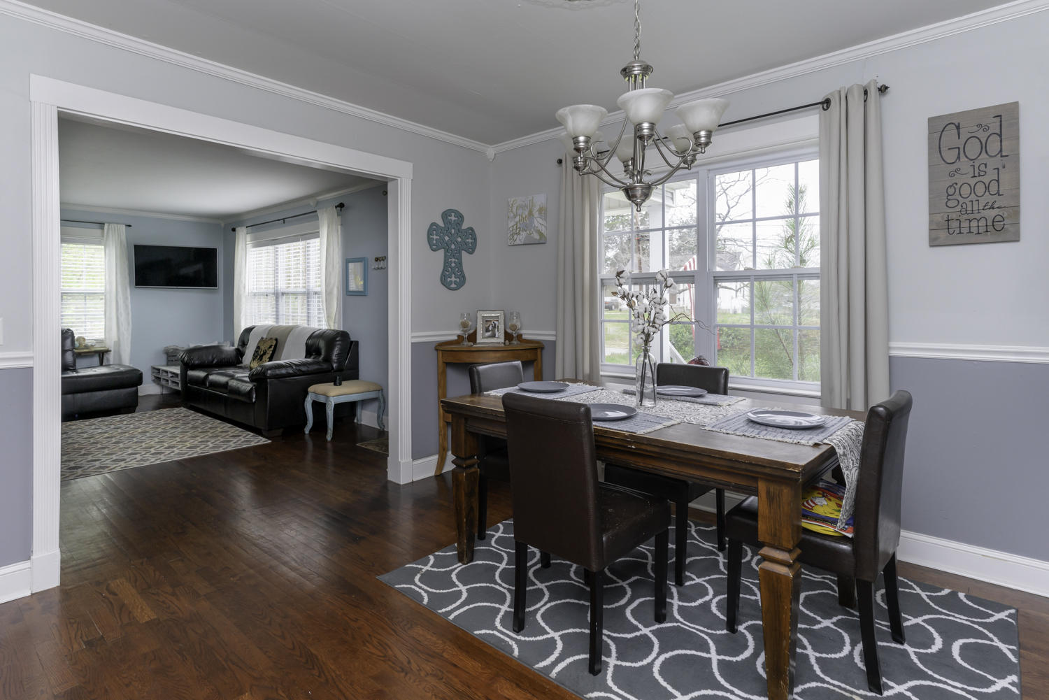 Dining Rm