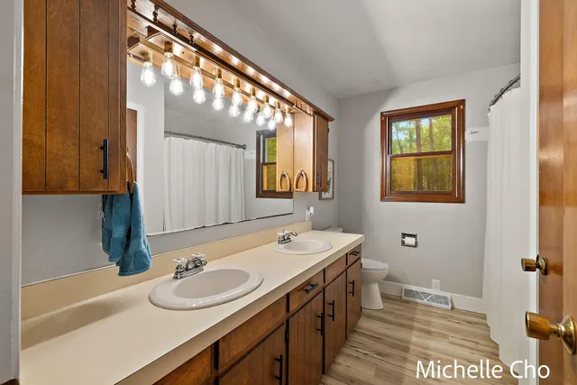 $389,000 | 4525 132nd Avenue, Hamilton, MI 49419