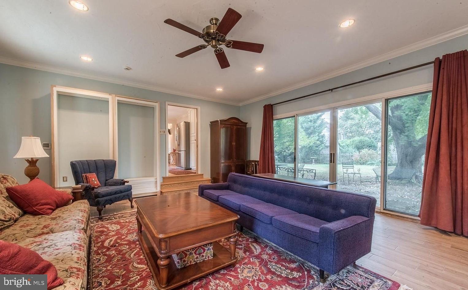312 Cedarcroft Road Baltimore, MD 21212 - Photo 11 of 30 Family Room
