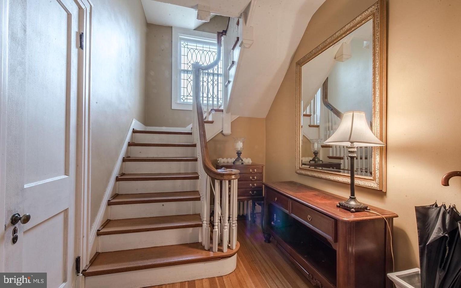 312 Cedarcroft Road Baltimore, MD 21212 - Photo 14 of 30 Staircase