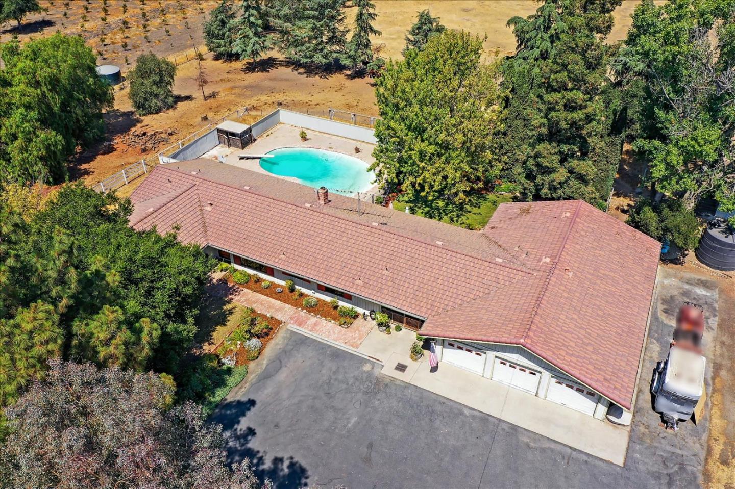 280 Lone Tree Road Hollister, CA 95023 - Photo 60 of 77 Gallery Image 60