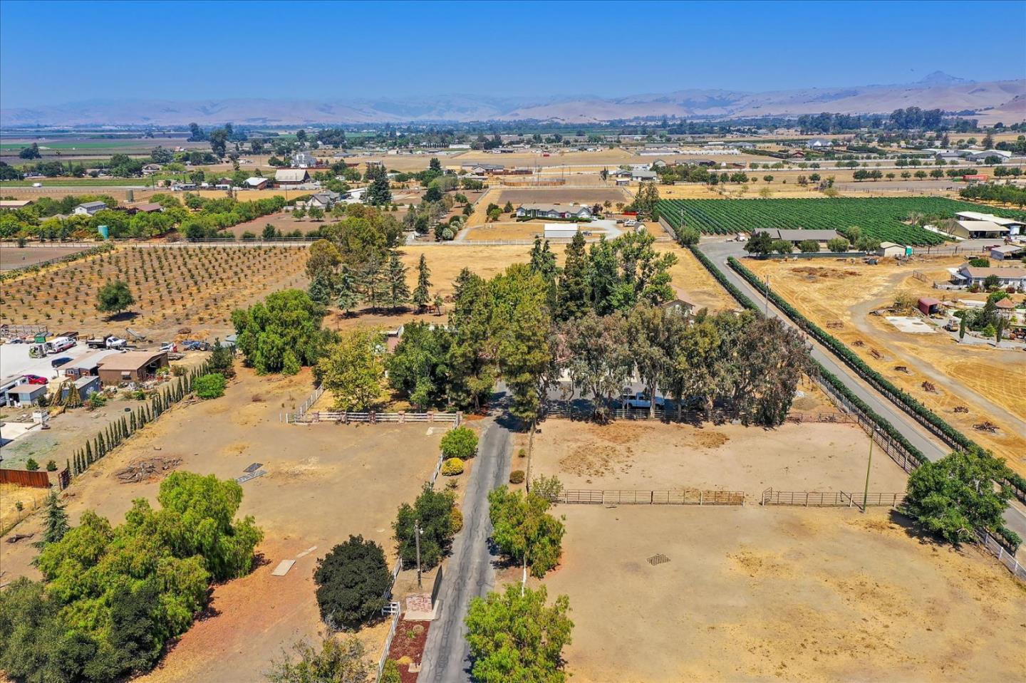 280 Lone Tree Road Hollister, CA 95023 - Photo 64 of 77 Gallery Image 64