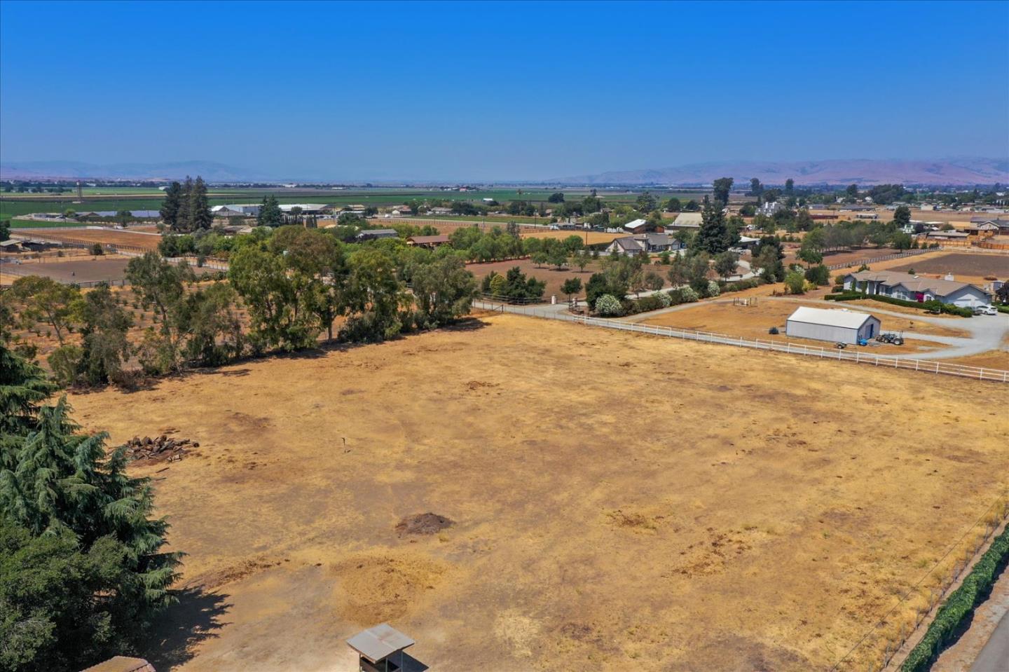 280 Lone Tree Road Hollister, CA 95023 - Photo 66 of 77 Gallery Image 66
