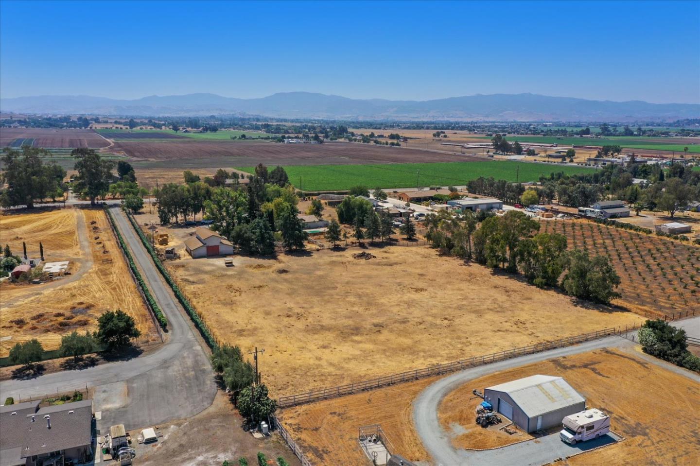 280 Lone Tree Road Hollister, CA 95023 - Photo 67 of 77 Gallery Image 67