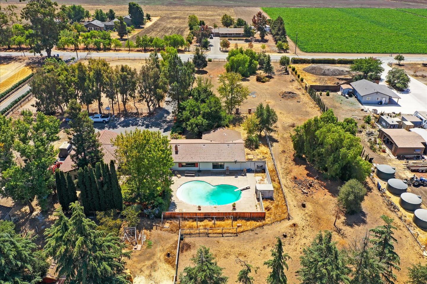 280 Lone Tree Road Hollister, CA 95023 - Photo 72 of 77 Gallery Image 72