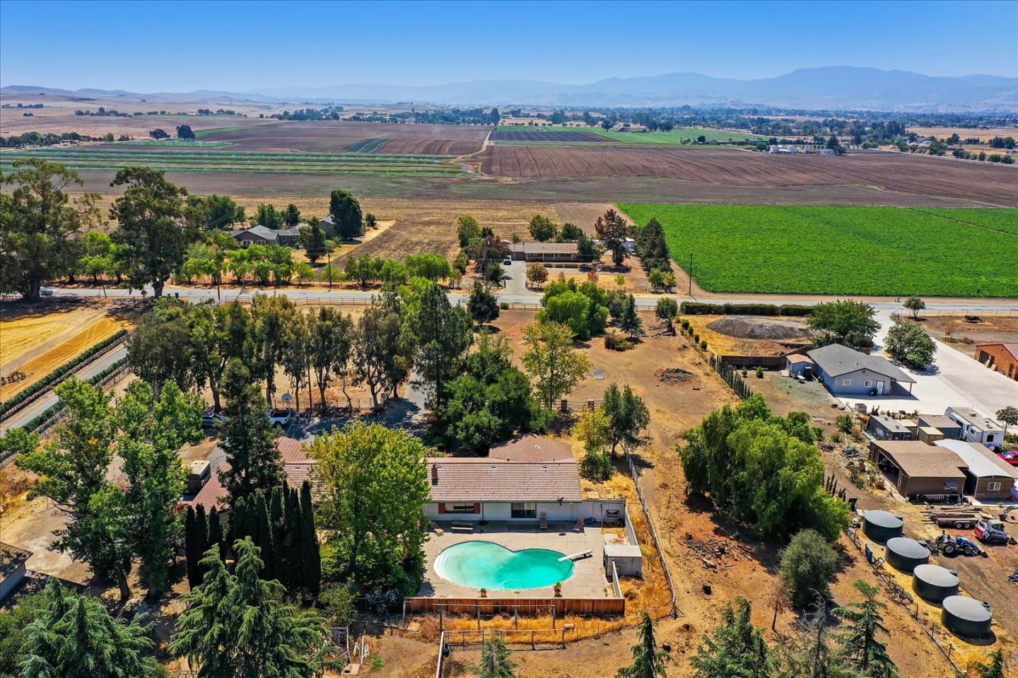 280 Lone Tree Road Hollister, CA 95023 - Photo 73 of 77 Gallery Image 73