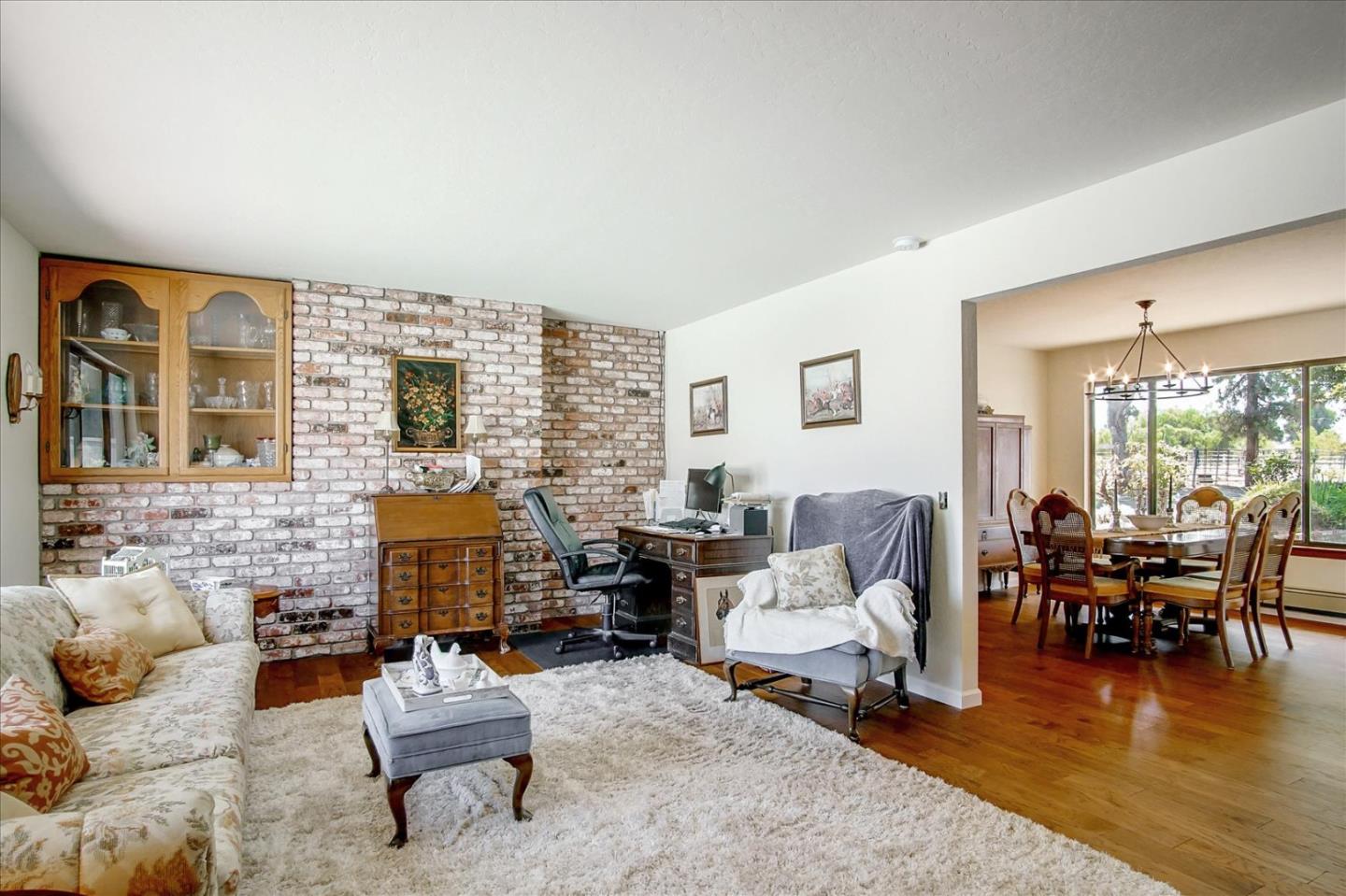 280 Lone Tree Road Hollister, CA 95023 - Photo 9 of 77 Gallery Image 9