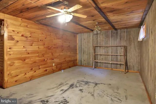 a view of a backyard of the house