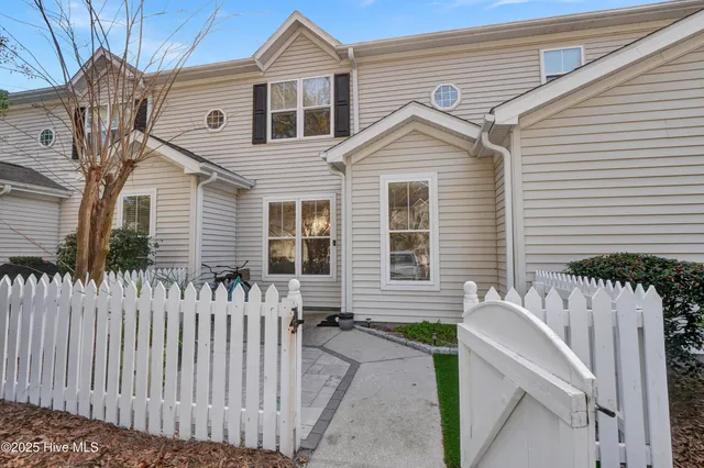 $359,000 | 5813 Wrightsville Avenue, Unit 111, Wilmington, NC 28403