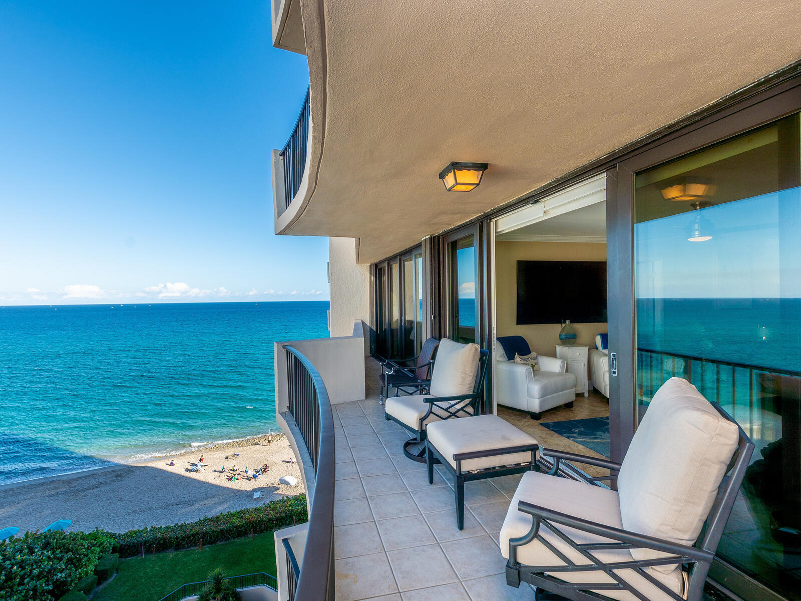 4200 North Ocean Drive, Unit 1806 Riviera Beach, FL 33404 - Photo 2 of 49 4200 N Ocean Dr Unit 806 Riviera Beach F