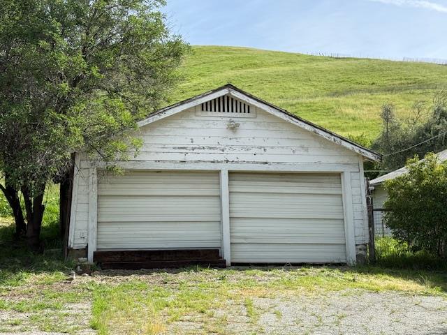 2118 Old Calaveras Road Milpitas, CA 95035 - Photo 4 of 52
